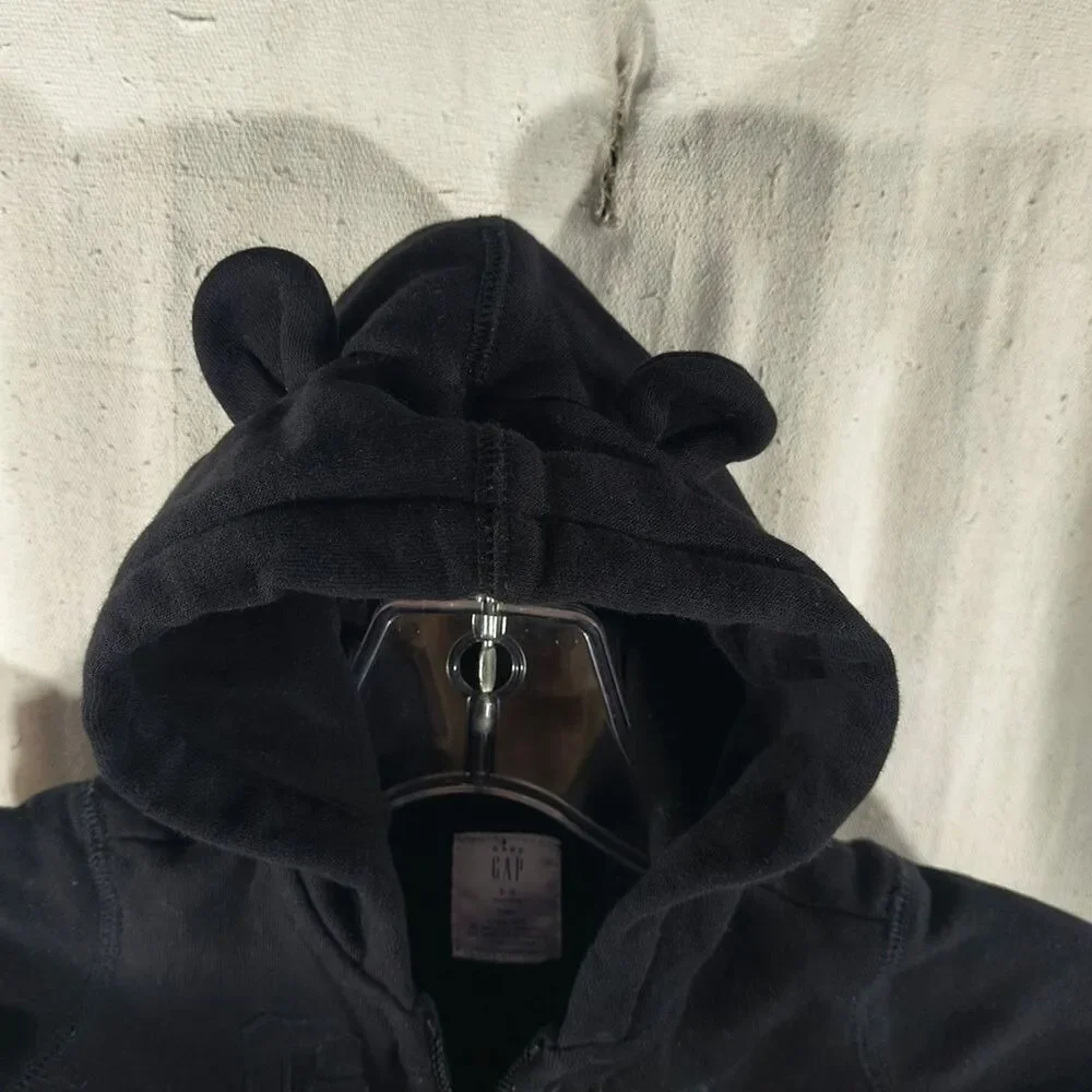 GAP stylish black